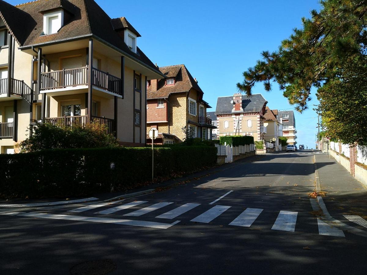 Studio Cabourg Residence Les Gemeaux Exterior photo